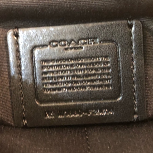 NWT Authentic Coach Carryall Pouch - Picture 2 of 6